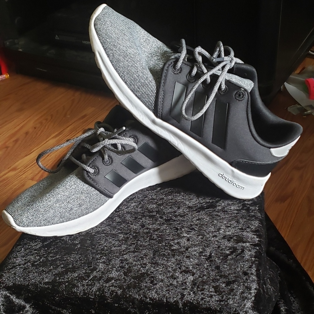 Adidas cloudfoam sneakers